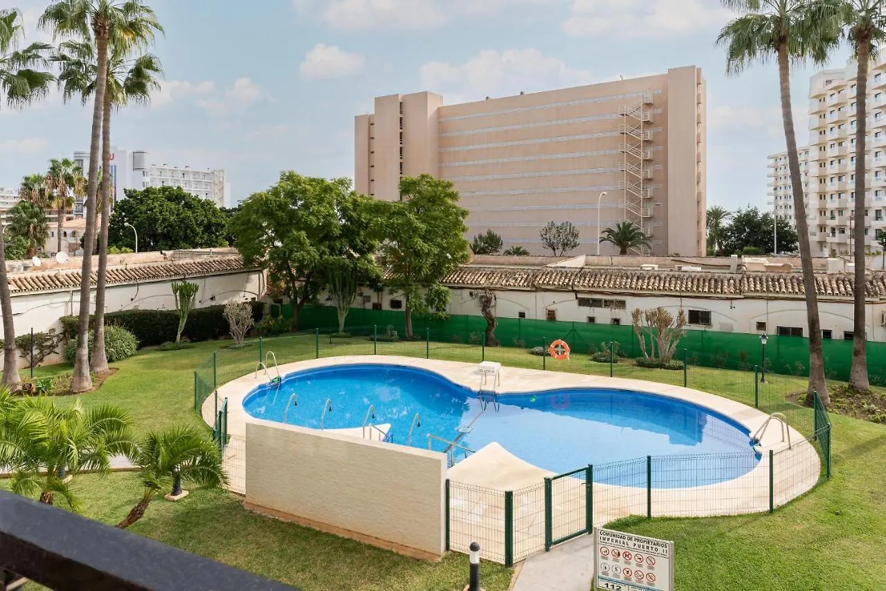 Lovely Apartment Next To The Beach Торремолинос